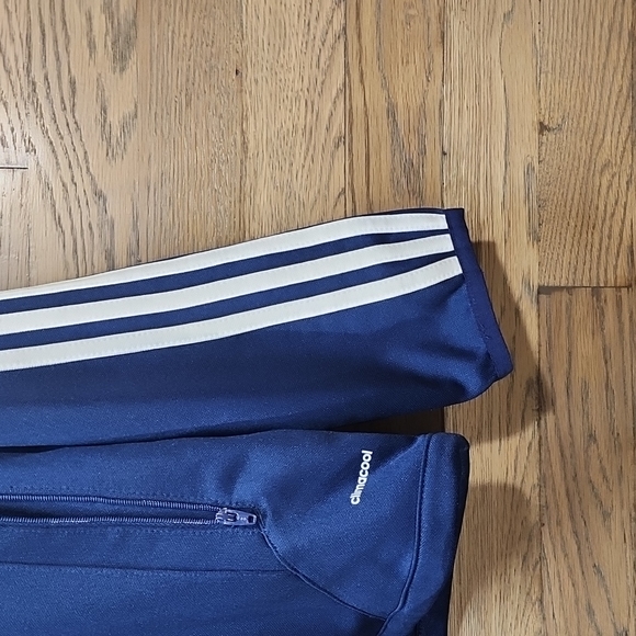Blue adidas young mens jacket - Picture 3 of 8